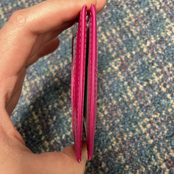 Preloved Beijo Pink Wallet/ Cardholder - Picture 4 of 8